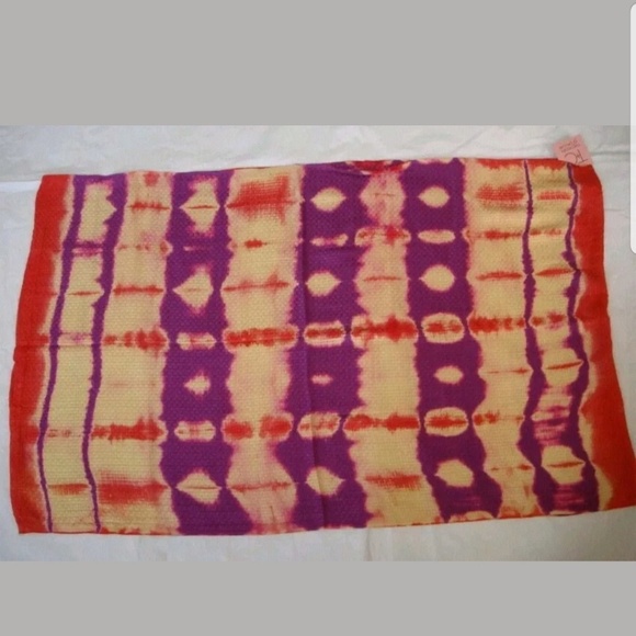 Theodora & Callum scarf - Picture 5 of 5